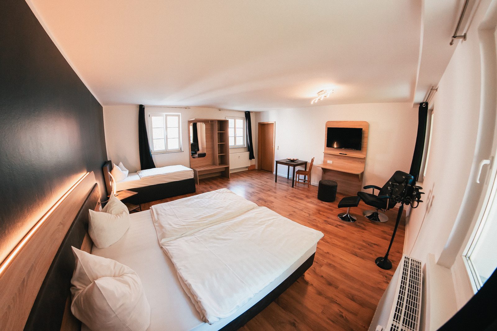 Dreibettzimmer Ansicht 11